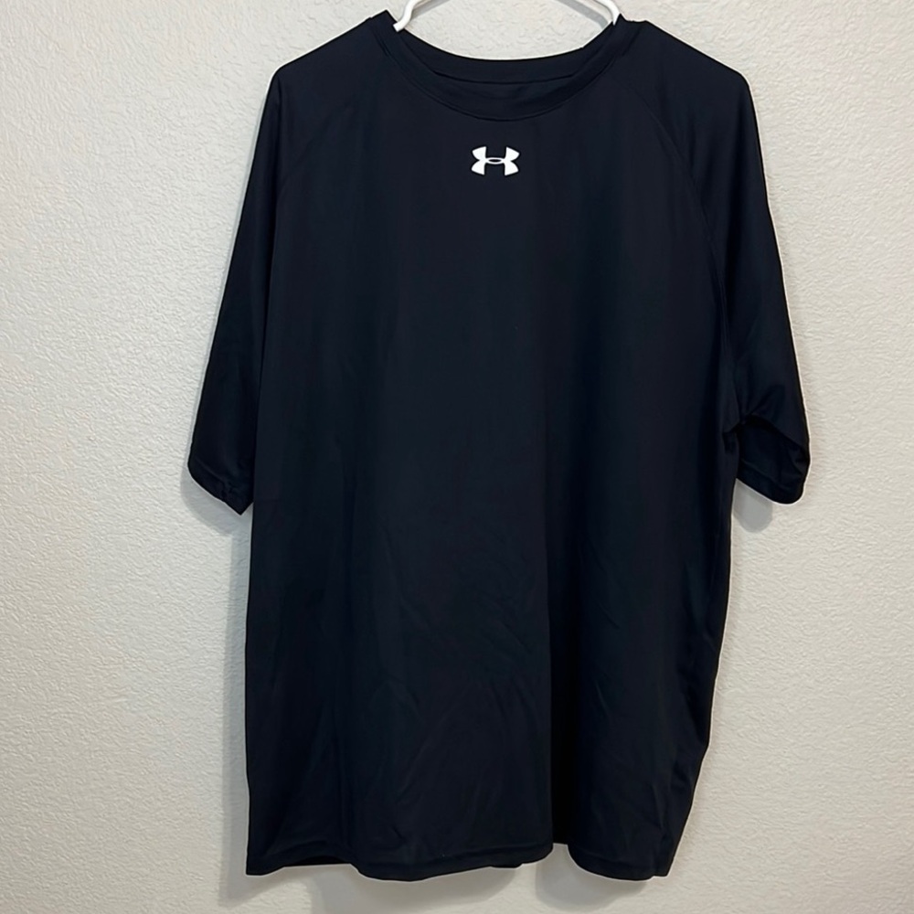 Under Armour Black Short Sleeve Tee